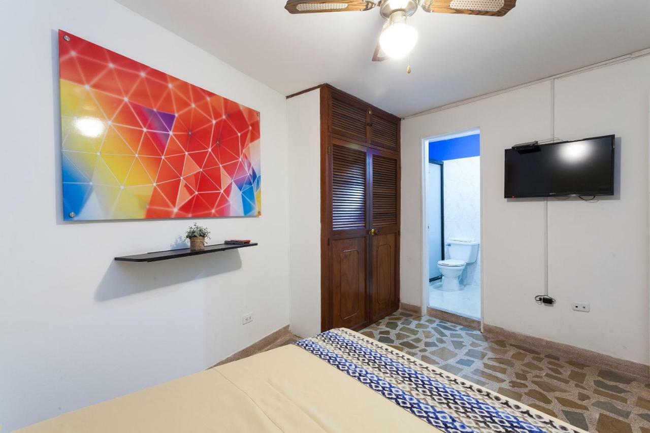 Apartamentos Amoblados Jg De La 70 ميديلين المظهر الخارجي الصورة