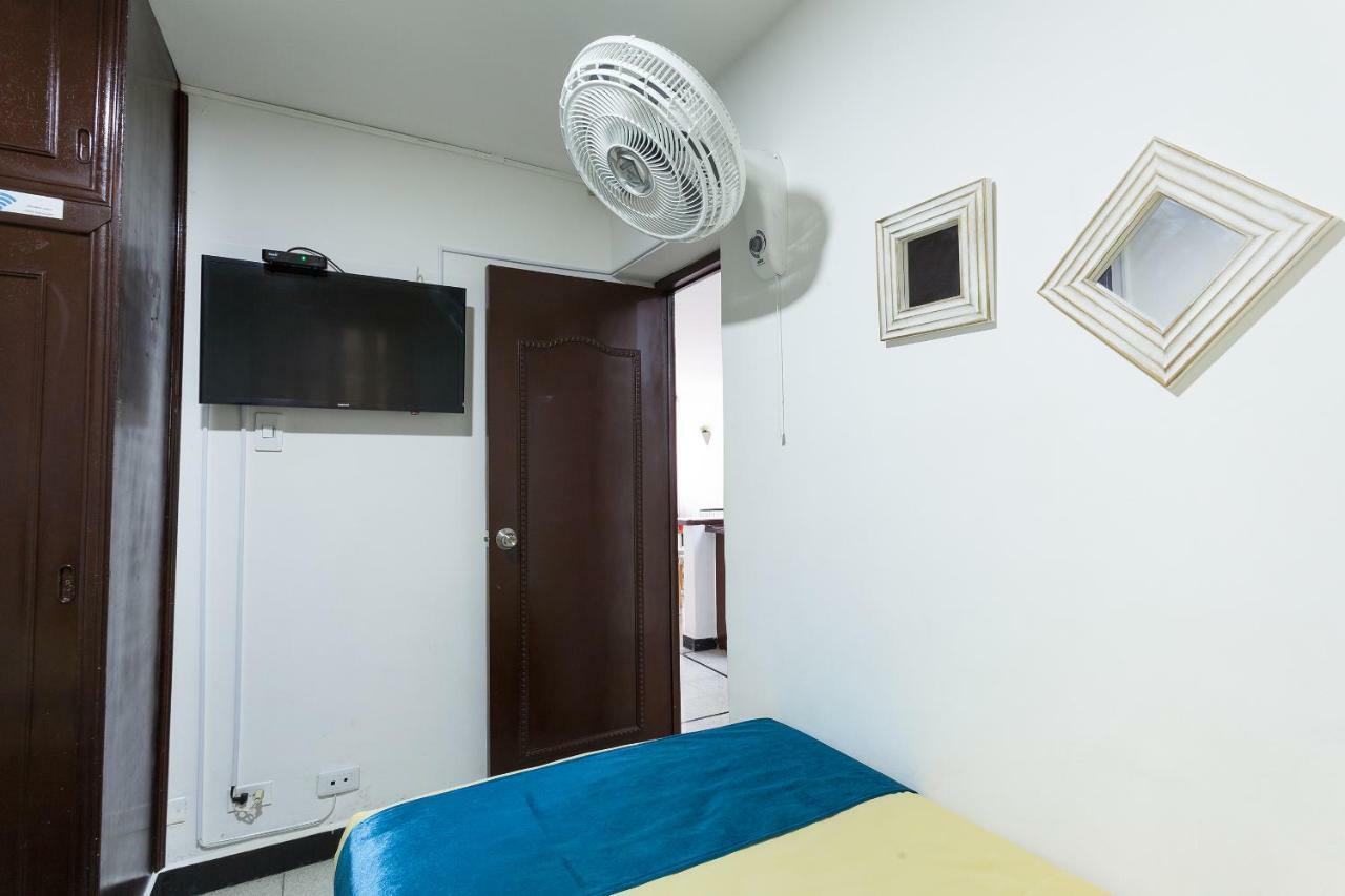 Apartamentos Amoblados Jg De La 70 ميديلين المظهر الخارجي الصورة
